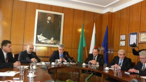 Проектантите на обходния път Живеещите под жп линията във Враца