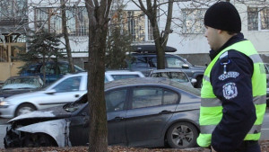 Запалиха 4 коли в Ямбол
