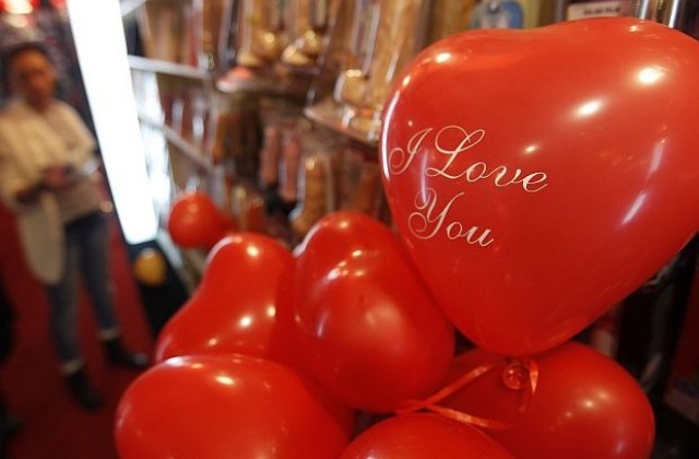 Романтиката завладява Багдад в навечерието на празника Свети Валентин