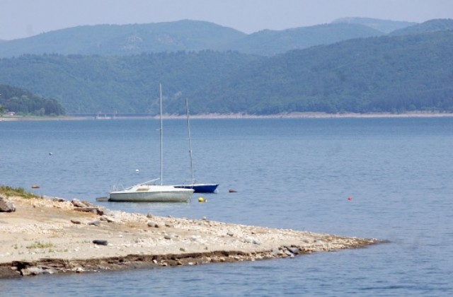 Комисия проверява потенциално опасните язовири и реки