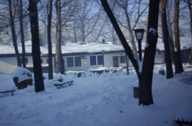 Предимно облачно