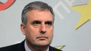 Алтернативната тройка за Гърция Нужни са мерки за подкрепа на
