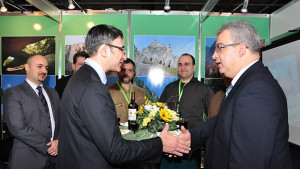 Министър Трайков посети врачанския щанд на туристическото изложение