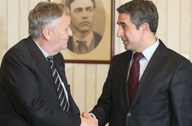 Плевнелиев: Президентството ще оказва пълна подкрепа на Сметната палата