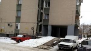 Разбиха престъпна група за кражба на коли в ареста е