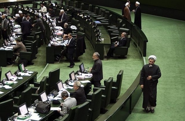Иран се готви да засили обогатяването на уран