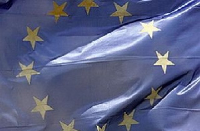 ЕС ухажва учени от всички континенти