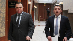Натровен в луксозен ресторант министър Найденов разпореди проверки