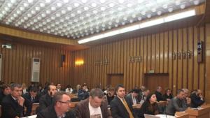 Нова тактика на сесия Не участвам в гласуването