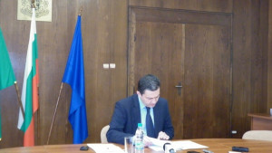 Намаляват отпуска за ненормирано работно време в Община Севлиево