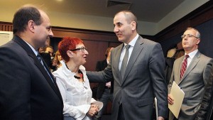 Евтим Костадинов остава начело на Комисията по досиетата