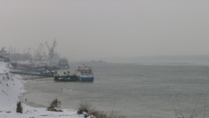 Необичайно явлениеледен запор по р Дунав