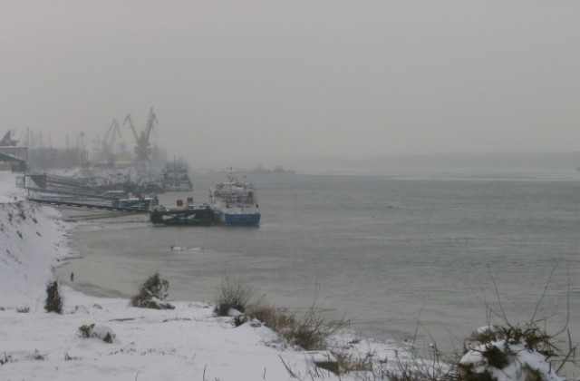 Необичайно явление:леден запор по р. Дунав