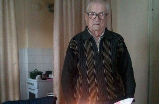 100 години празнува дядо Димитър