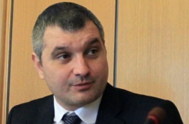 Общинските съветници в София вземат нетна заплата от 420 лв.