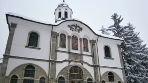 На Сирни Заговезни младите вземат прошка от постарите