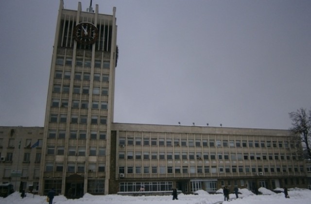 Кметът на Габрово се извини на ранената от леден блок жена