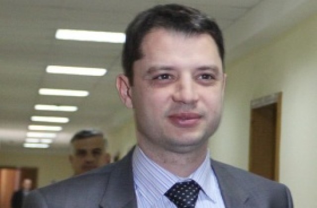 Със законови промени ще отговорим на евродирективи за либирализиране на пазара на газ и ток