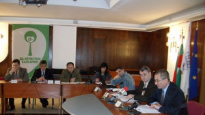 Проверяват потенциално опасните обекти и хидротехнически съоръжения в областтта