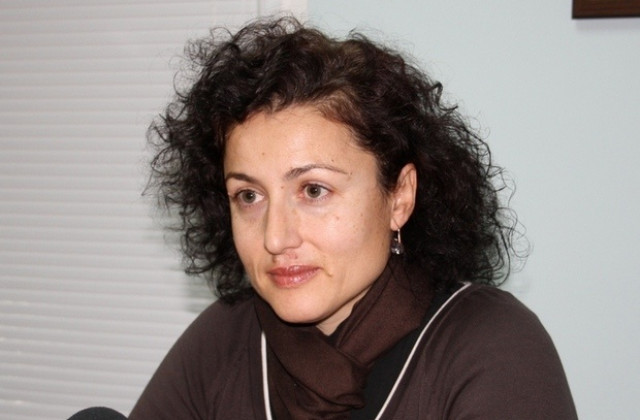 Десислава Танева: Има засилен интерес от селата в Сливенско към Мярка млад фермер