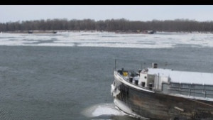 Нивото на Дунав при Силистра продължава да пада