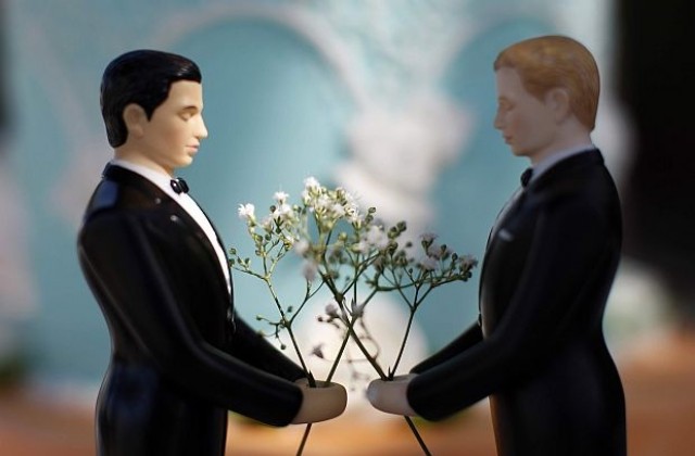 Американски губернатор подписа закон за легализиране на брака между хомосексуалисти