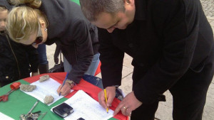 Стартира подписка срещу Берлинската стена