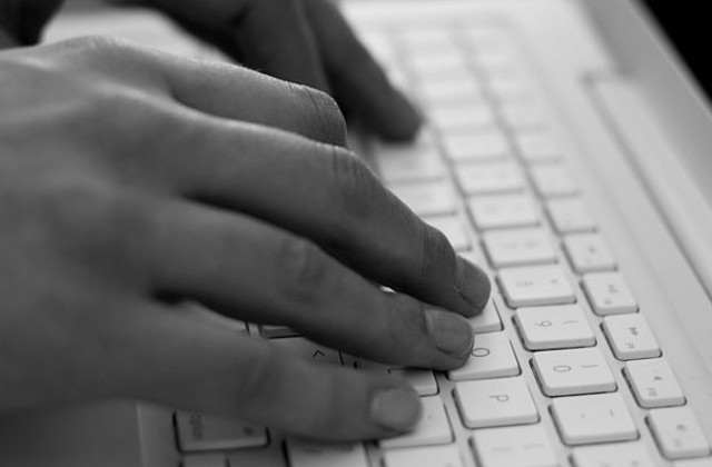 Властите в Таджикистан спряха достъпа до Facebook и новинарски сайтове