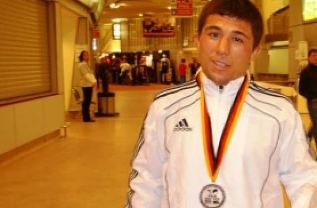 Първи медал за България от Европейското по борба в Белград
