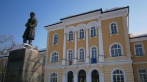 Благотворителен концерт в подкрепа на учителка в Априловска гимназия