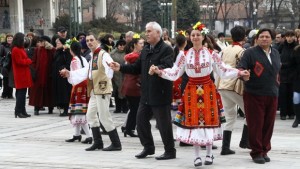 Община Видин изненада видинчанки с цвете