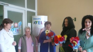 МГЕРБГаброво зарадваха дамите с цвете за 8ми март