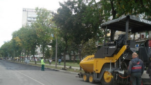 Кърпят уличните дупки в Димитровград