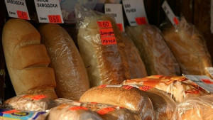 Хлябът ще поскъпне предупреждават производители