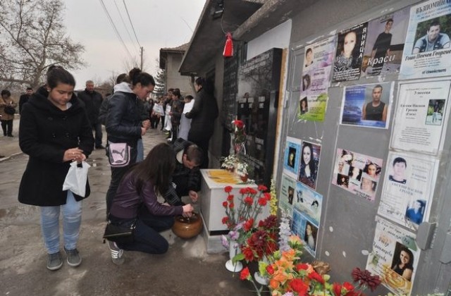 В шест града почетоха с шествия паметта на загиналите при катастрофи