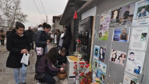 Десетки се присъединиха към бдението в Симеоновград