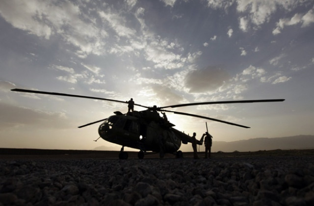 Прехвърлиха войника, избил 16 цивилни в Афганистан, в Кувейт