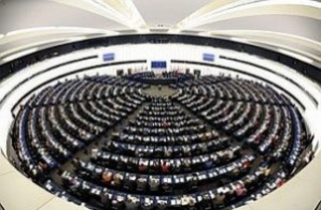 ЕП прие резолюция, която критикува холандския антиимгрантски сайт