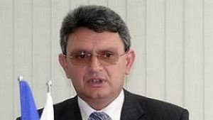 КЗП видя неравноправни клаузи в общите условия на договори на