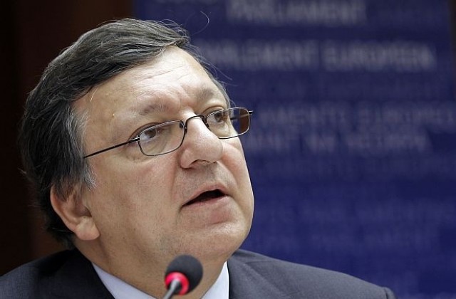 Жозе Барозу реагира гневно на думи на унгарския премиер