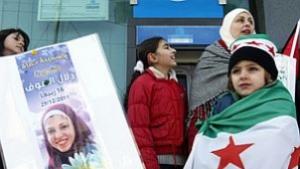 Мъж нападна протестиращи сирийци в Борисовата градина