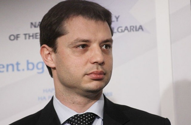 Добрев: Трябва да се хвърлят усилия в подкрепа на малкия и среден бизнес