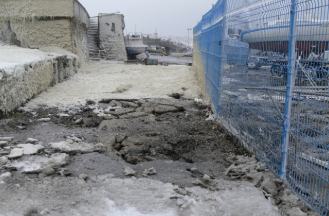 Над  270 000 лв. за щетите от бурята в Царево