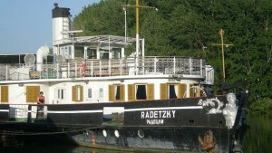 Ремонтират кораба Радецки в Русенската корабостроителница