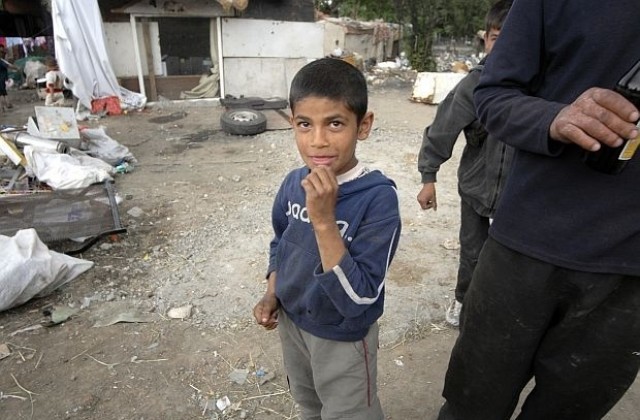 Жилищата за роми с европари не създавали напрежение в Девня