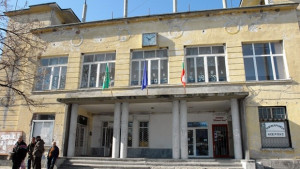 Пролетен полъх тази вечер в кв Черноконево