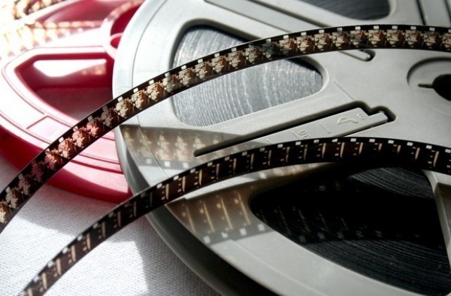 Филмовата индустрия: печалби/загуби