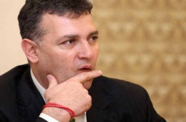 Валентин Николов е новият зам.-министър с ресор енергетика