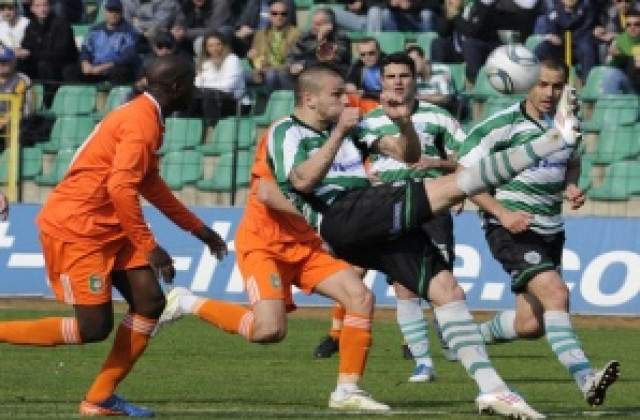 Литекс се докопа до три точки срещу Черно море