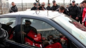Задържаха Присо от ЦСКА нападнал полицай